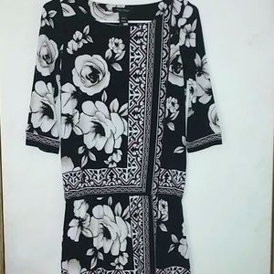 White House Black Market. Dress XS